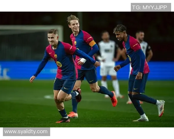 巴伦西亚主场迎战巴塞隆拿谁能在西甲赛场上笑到最后