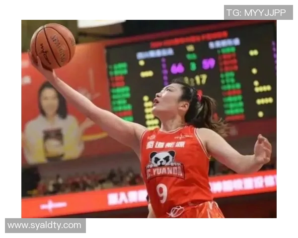 沈阳女篮与广东女篮激战正酣谁能在赛场上笑到最后