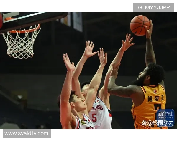 CBA上海队与深圳队第五场激战即将上演谁将赢得关键胜利